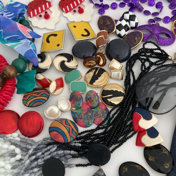 Lilly Pulitzer Jewelry - mixed lot of costume jewelry, lilly pultizer ribbon bracelet, vintage earrings